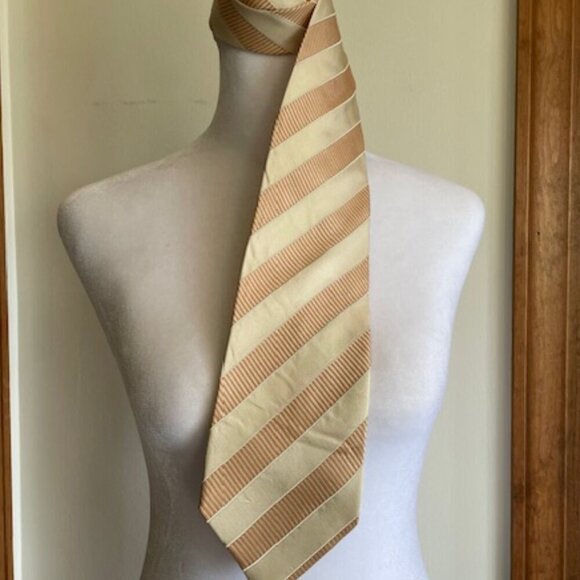 VALENTINO Silk Vintage Gold Cream Stripe Tie - Picture 7 of 15
